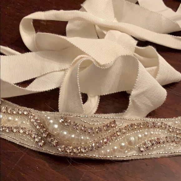 Wedding Dress Belt - Picture 1 of 2